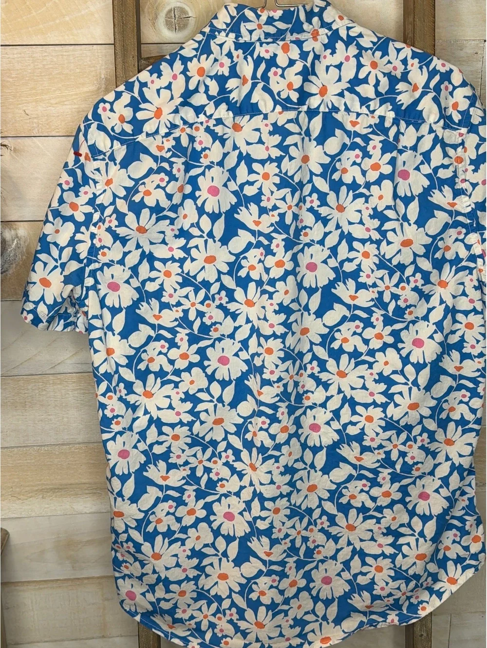 J.Crew Flex Washed Blue Floral Short Sleeve Button-Up Shirt Medium